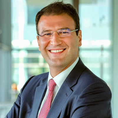 Speaker Image Description