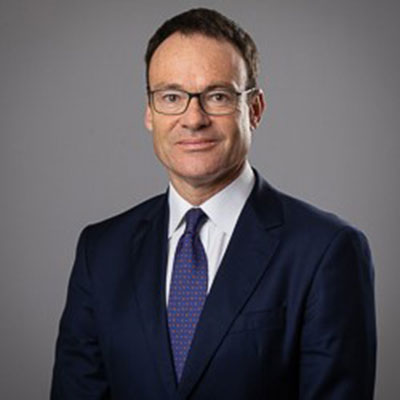 Speaker Image Description