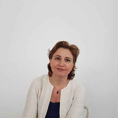 Speaker Image Description