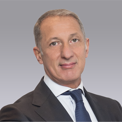 Speaker Image Description