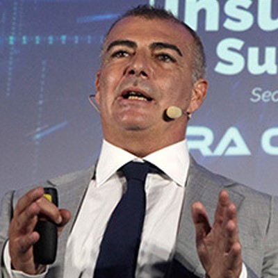 Speaker Image Description